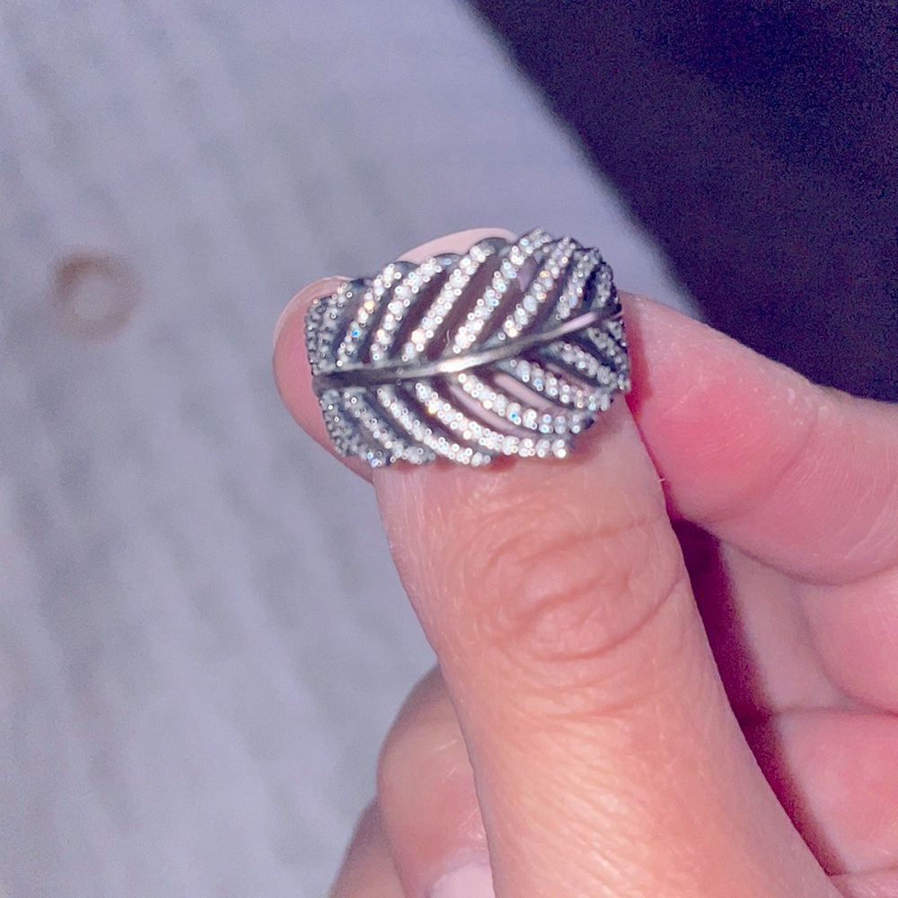 Pandora Ring